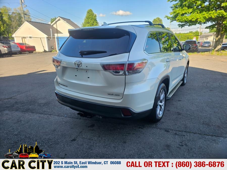 2015 Toyota Highlander AWD 4dr V6 XLE (Natl) photo