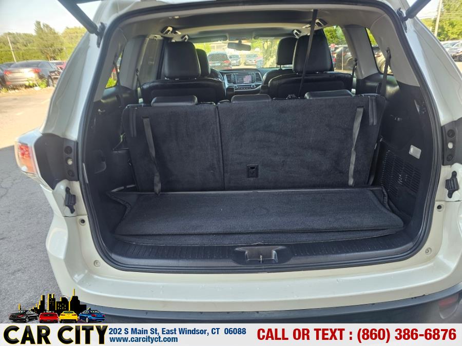 2015 Toyota Highlander AWD 4dr V6 XLE (Natl) photo