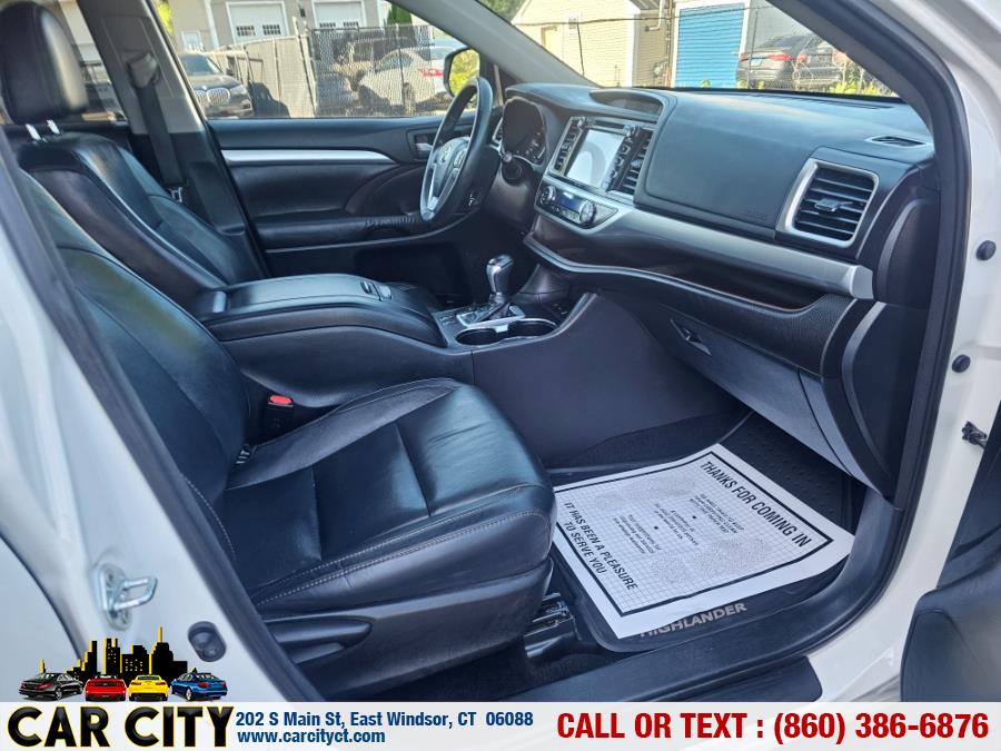 2015 Toyota Highlander AWD 4dr V6 XLE (Natl) photo