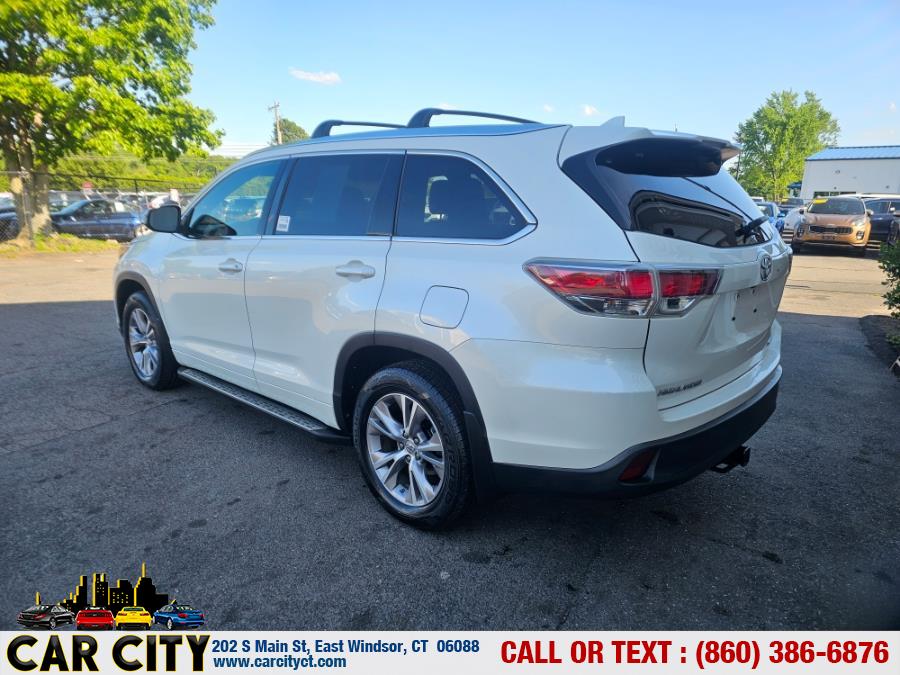 2015 Toyota Highlander AWD 4dr V6 XLE (Natl) photo