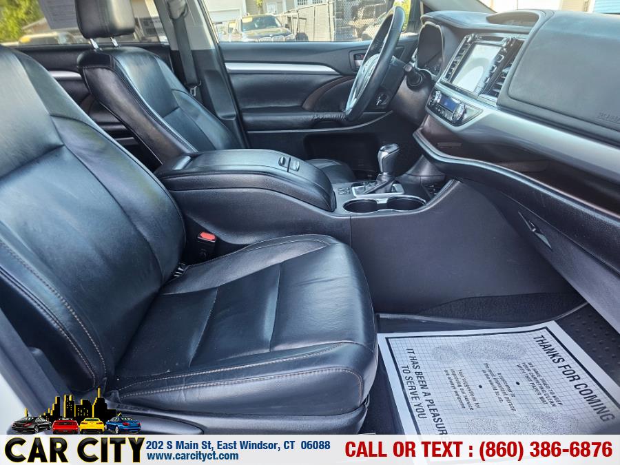 2015 Toyota Highlander AWD 4dr V6 XLE (Natl) photo
