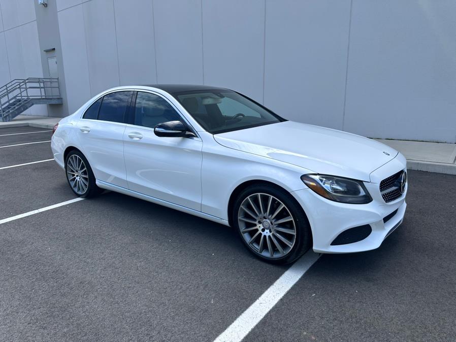 2015 Mercedes-Benz C-Class 4dr Sdn C300 Luxury RWD photo