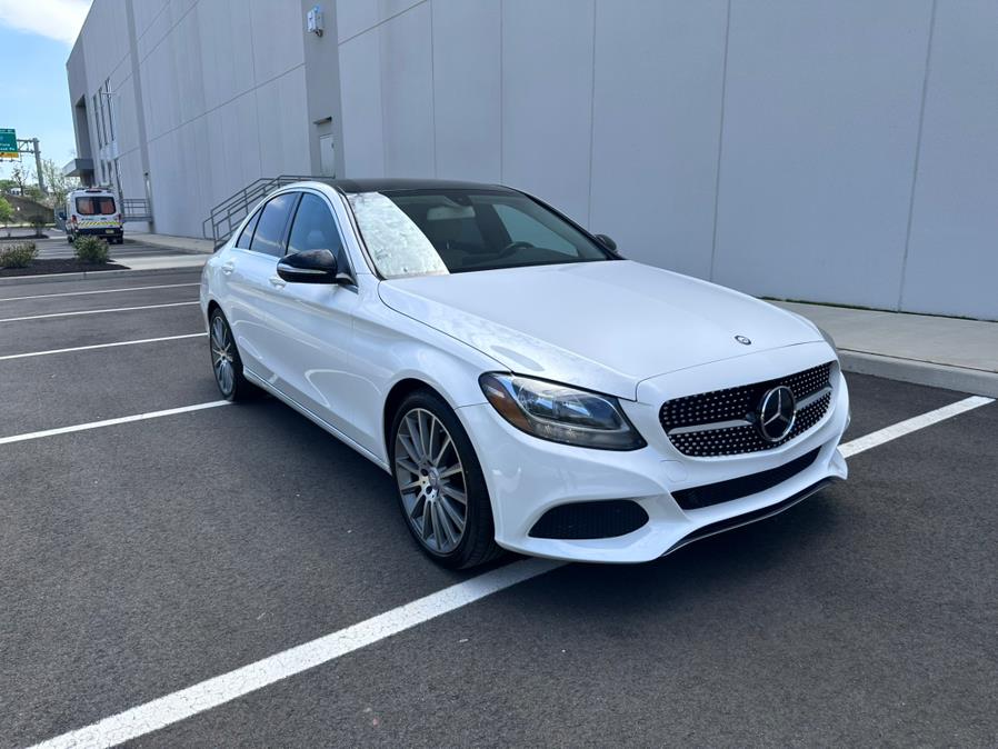2015 Mercedes-Benz C-Class 4dr Sdn C300 Luxury RWD photo