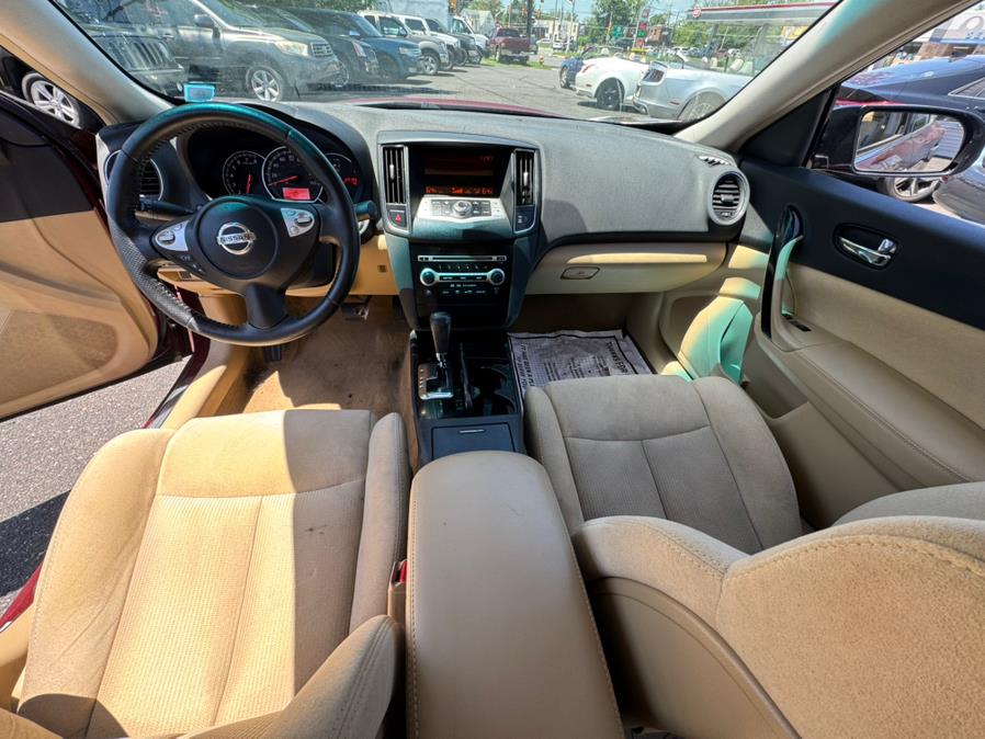 2010 Nissan Maxima 3.5 SV photo