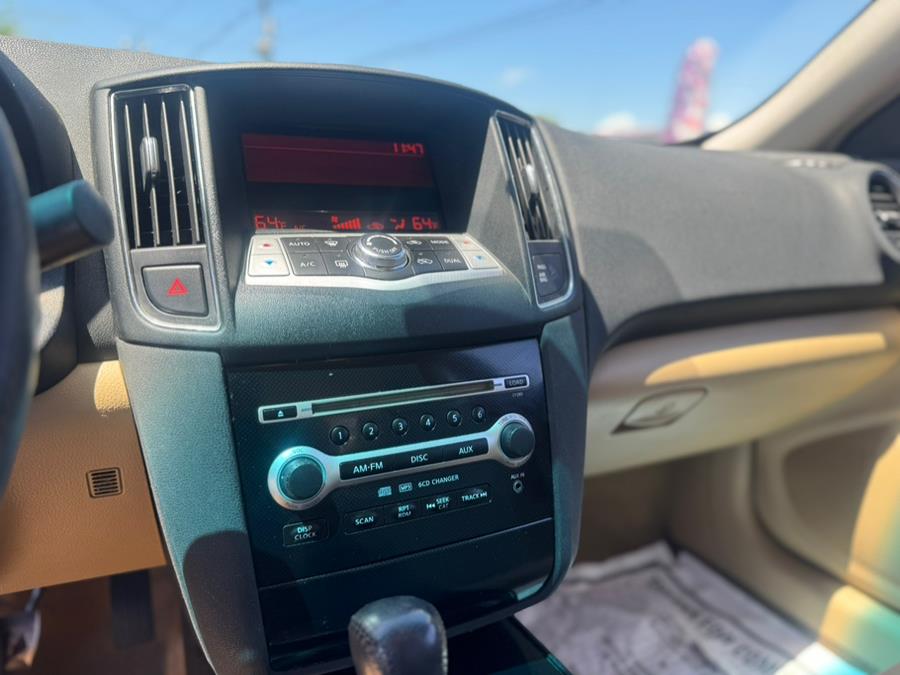 2010 Nissan Maxima 3.5 SV photo