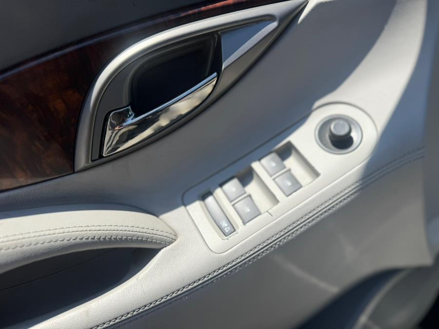 2011 Buick LaCrosse CXL photo