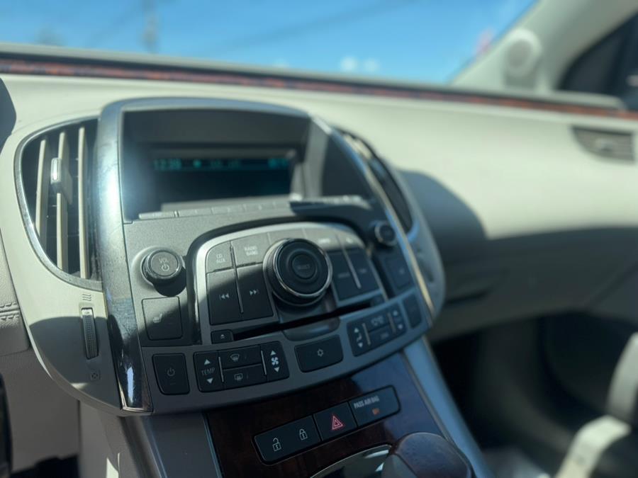 2011 Buick LaCrosse CXL photo