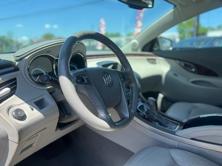 2011 Buick LaCrosse CXL photo