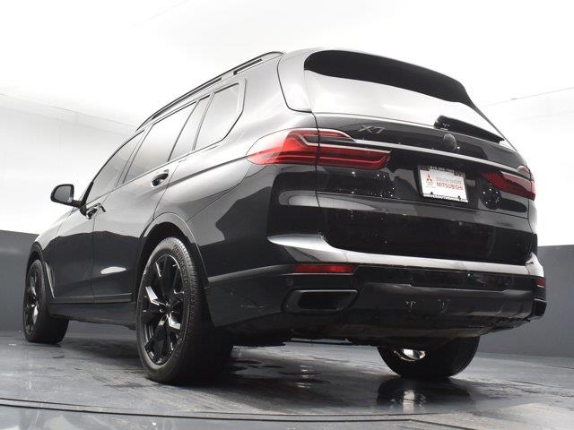 2020 BMW X7 xDrive40i photo