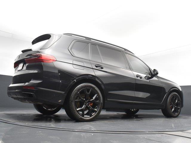 2020 BMW X7 xDrive40i photo