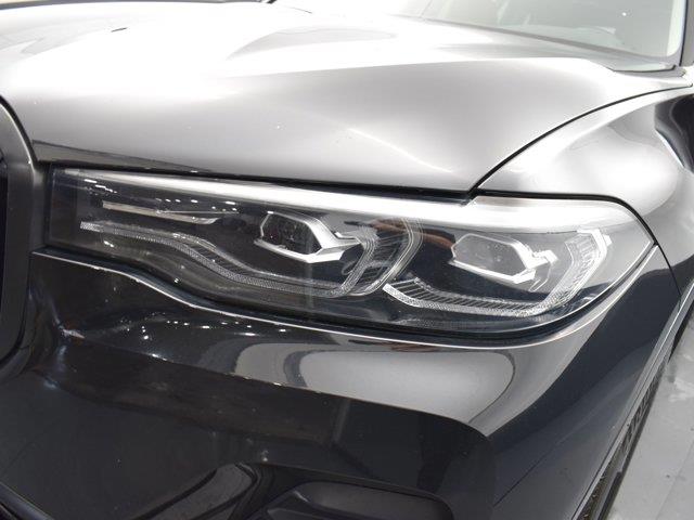 2020 BMW X7 xDrive40i photo