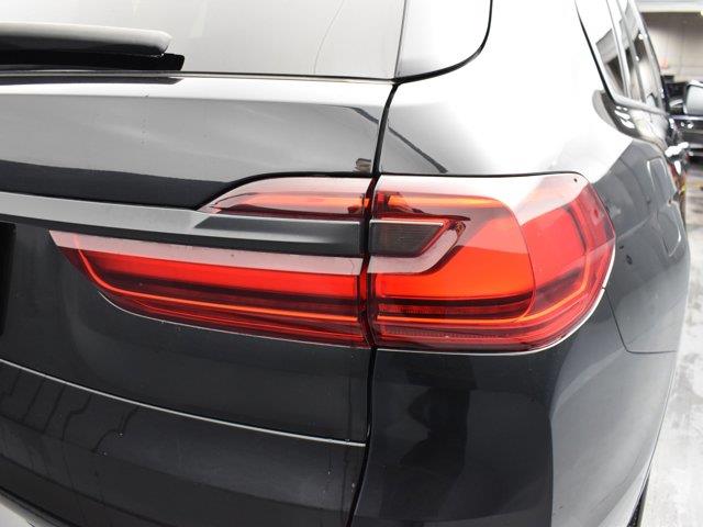 2020 BMW X7 xDrive40i photo