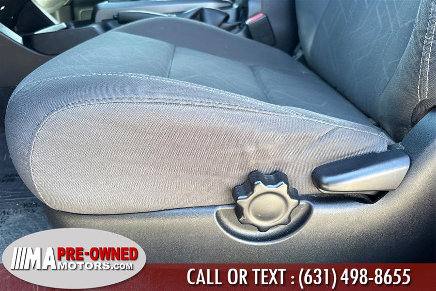 2017 Toyota Tacoma TRD Sport Double Cab 5'' Bed V photo