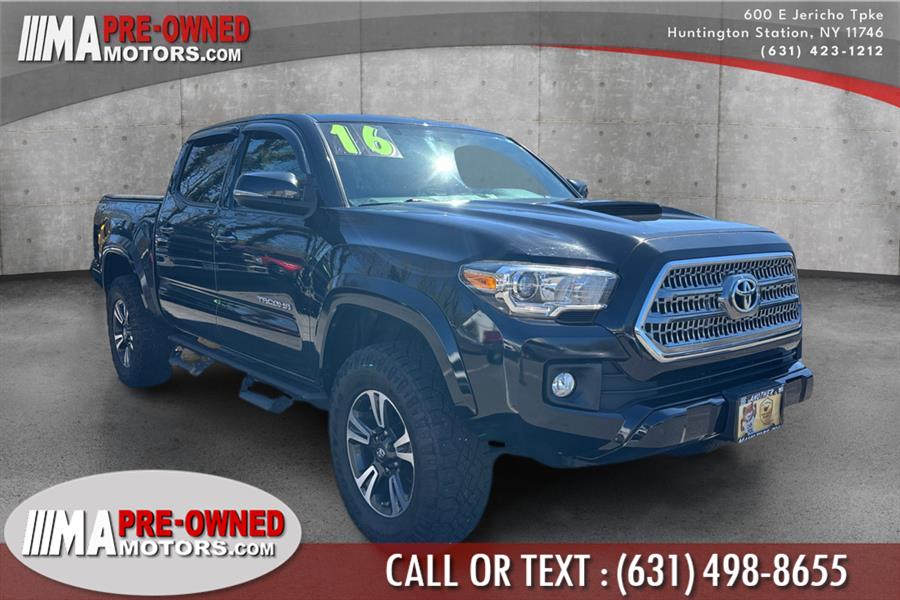 2016 Toyota Tacoma 4WD Double Cab V6 MT TRD Off R photo