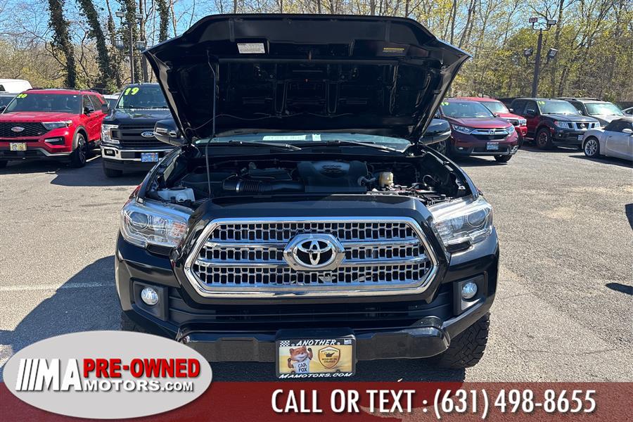 2016 Toyota Tacoma 4WD Double Cab V6 MT TRD Off R photo