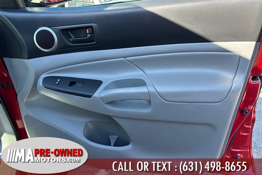 2012 Toyota Tacoma V6 photo