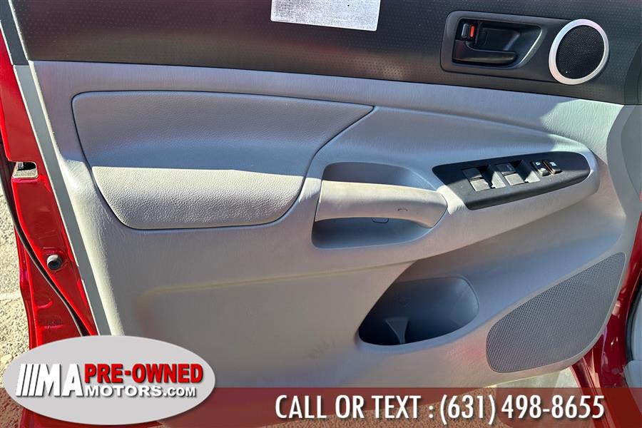 2012 Toyota Tacoma V6 photo