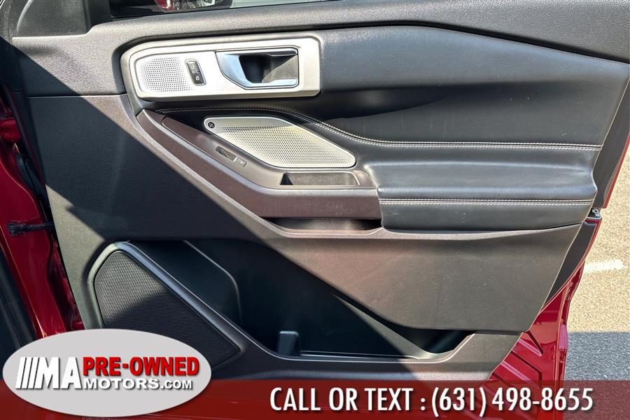 2020 Ford Explorer ST 4WD photo