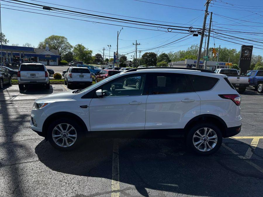 2018 Ford Escape SE Sport Utility 4D photo