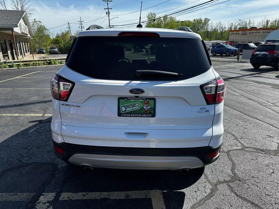 2018 Ford Escape SE Sport Utility 4D photo