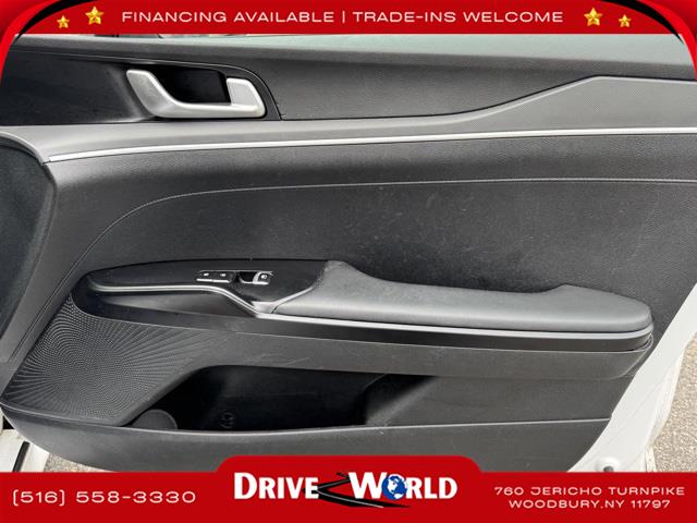 2022 Kia K5 GT-Line photo