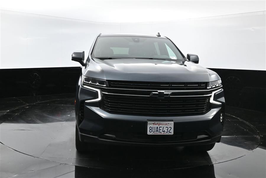2021 Chevrolet Suburban RST photo
