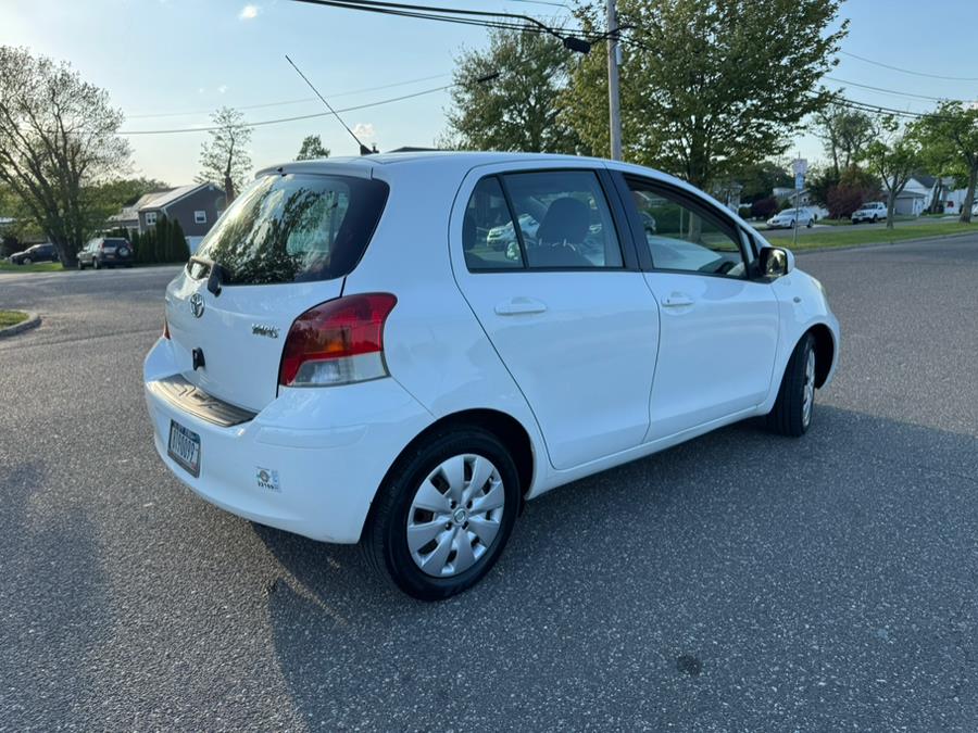 2010 Toyota Yaris photo