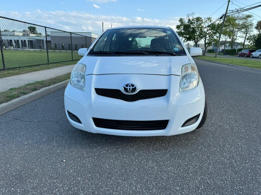 2010 Toyota Yaris photo