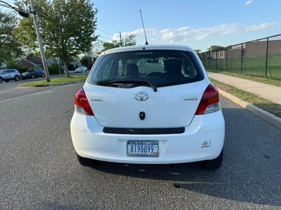 2010 Toyota Yaris photo