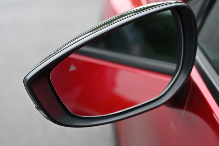 2024 Mazda CX-50 2.5 S Preferred Package AWD photo