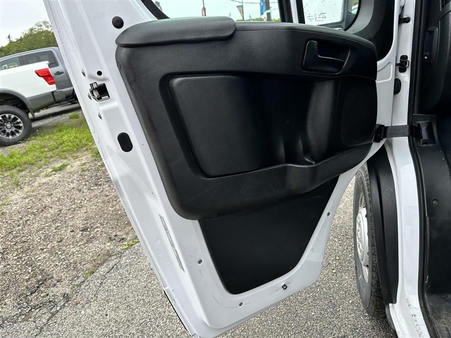 2023 RAM ProMaster Cargo Van High Roof photo