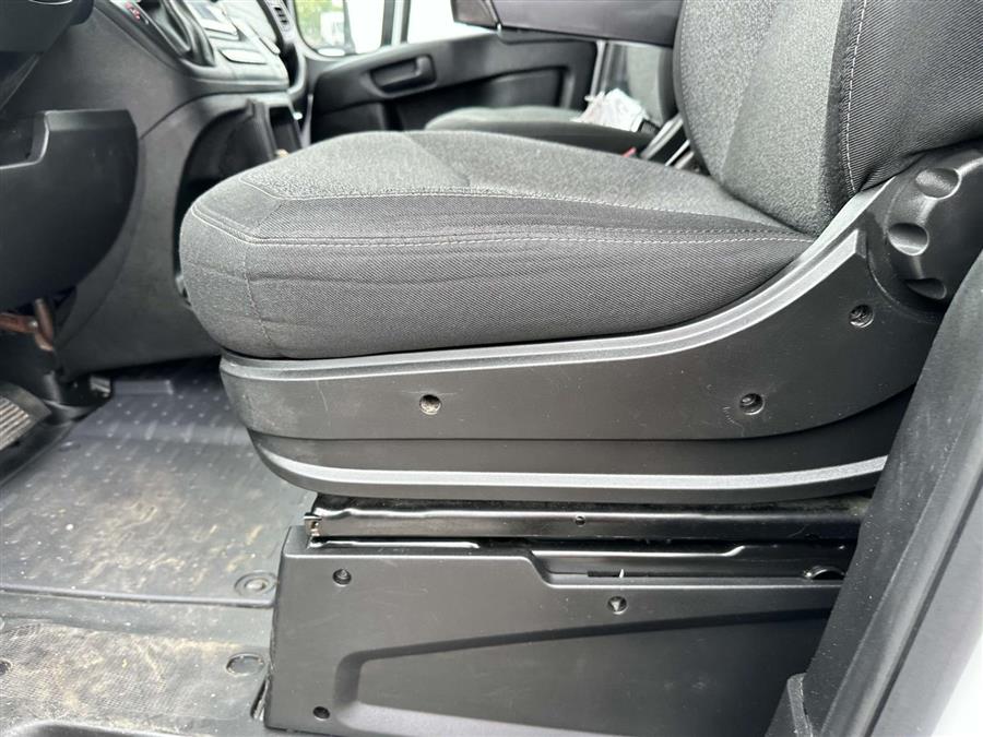 2023 RAM ProMaster Cargo Van High Roof photo