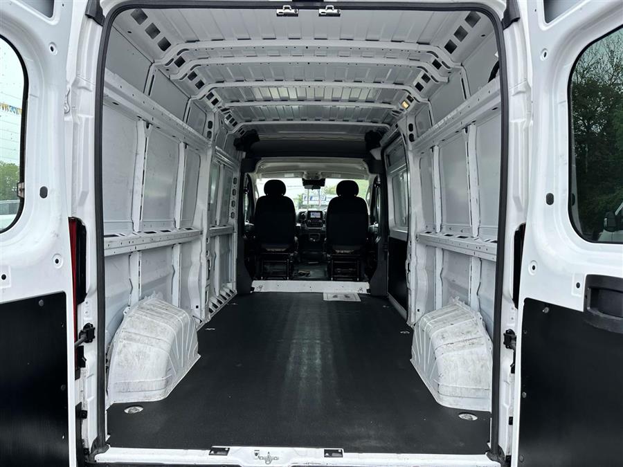 2023 RAM ProMaster Cargo Van High Roof photo