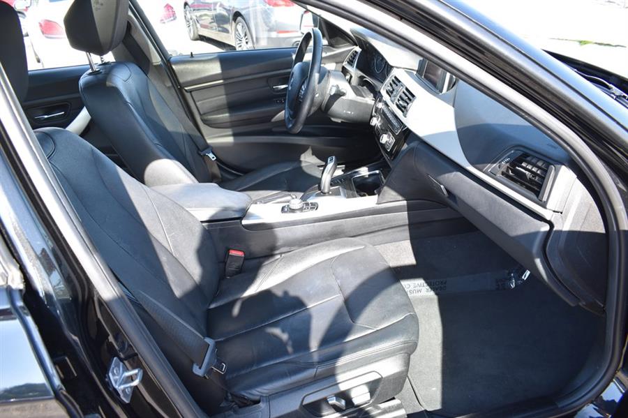 2018 BMW 3-Series 320 XI photo