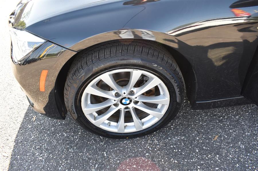 2018 BMW 3-Series 320 XI photo