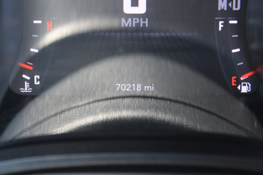 2020 Dodge Challenger SXT RWD photo
