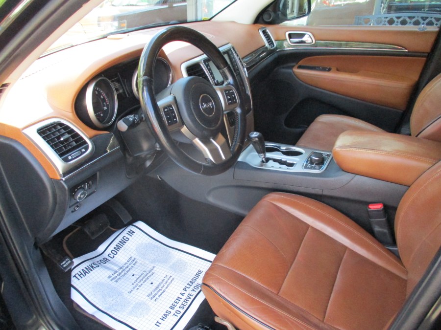 2011 Jeep Grand Cherokee Overland photo