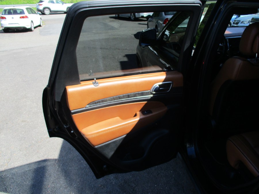2011 Jeep Grand Cherokee Overland photo