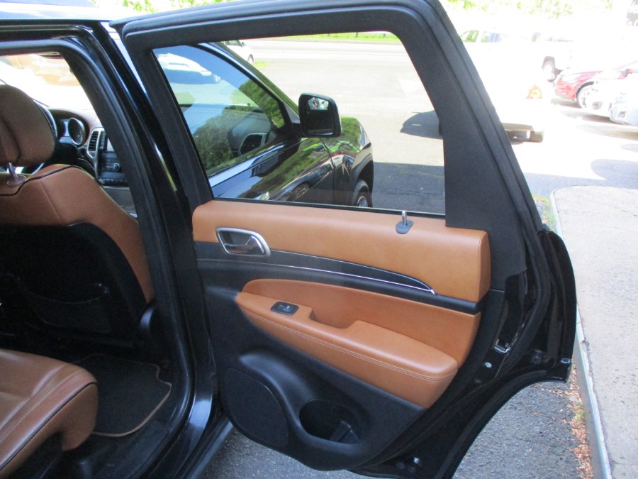 2011 Jeep Grand Cherokee Overland photo