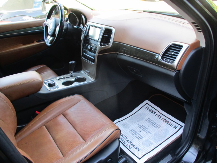 2011 Jeep Grand Cherokee Overland photo
