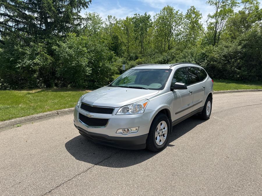 2012 Chevrolet Traverse LS photo
