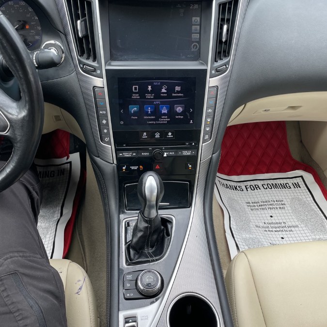 2014 Infiniti Q50 photo