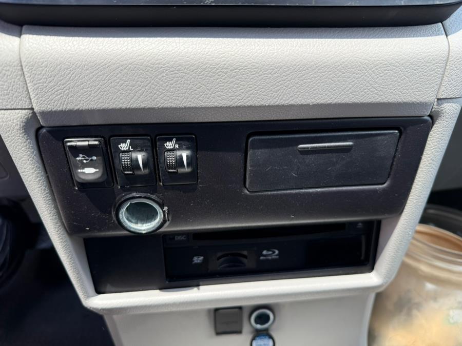 2015 Toyota Sienna 5dr 7-Pass Van XLE Premium AWD photo
