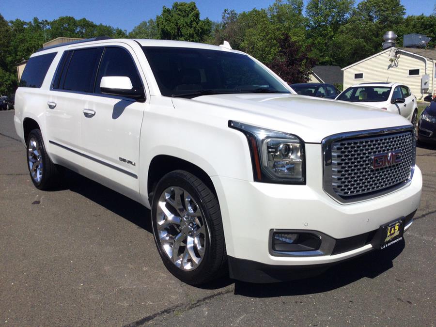 2017 GMC Yukon XL 4WD 4dr Denali photo
