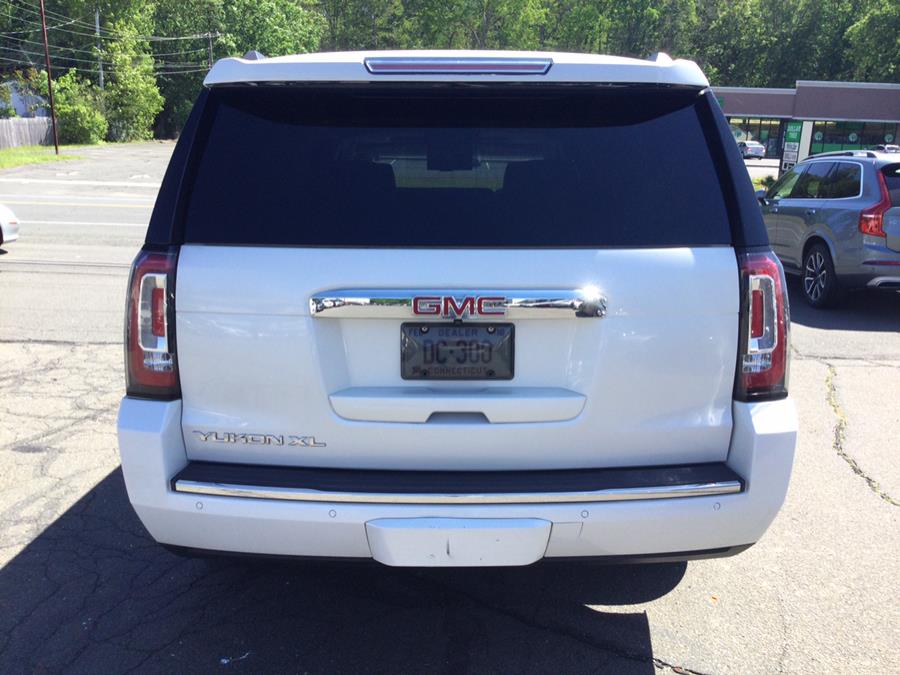 2017 GMC Yukon XL 4WD 4dr Denali photo