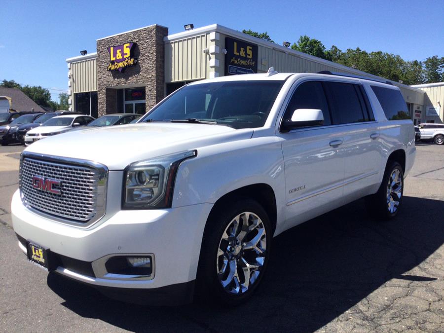 2017 GMC Yukon XL 4WD 4dr Denali photo