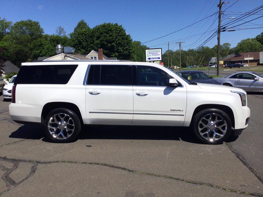 2017 GMC Yukon XL 4WD 4dr Denali photo