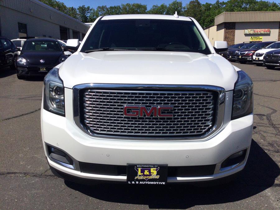 2017 GMC Yukon XL 4WD 4dr Denali photo