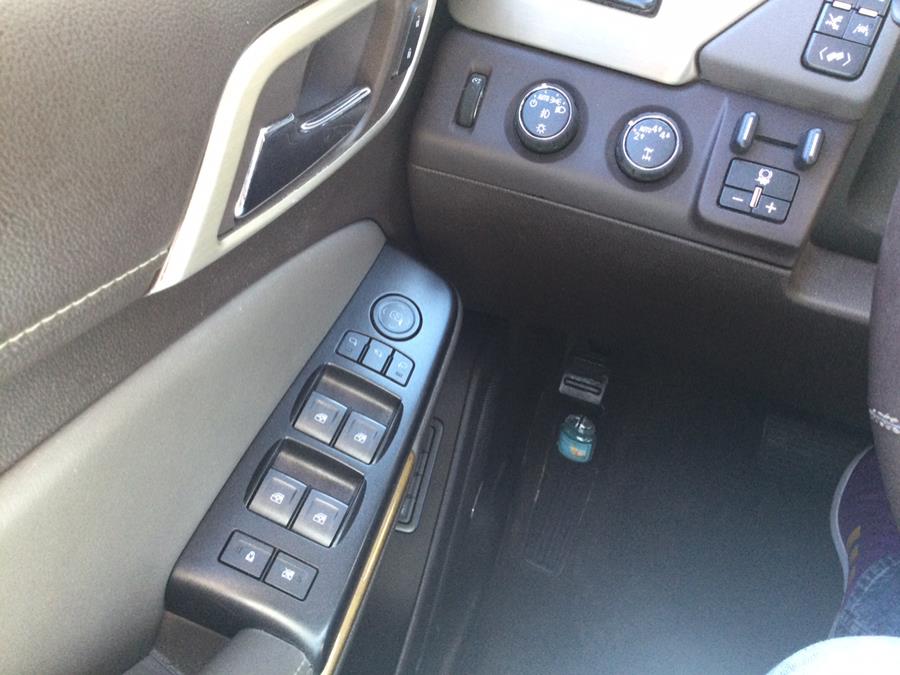 2017 GMC Yukon XL 4WD 4dr Denali photo