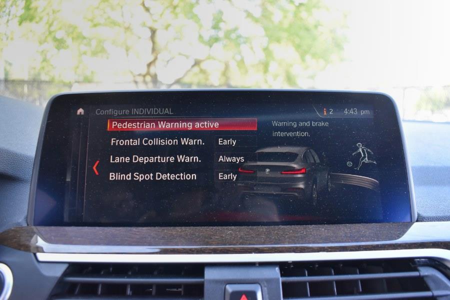 2019 BMW X4 xDrive30i Sports Activity Coup photo